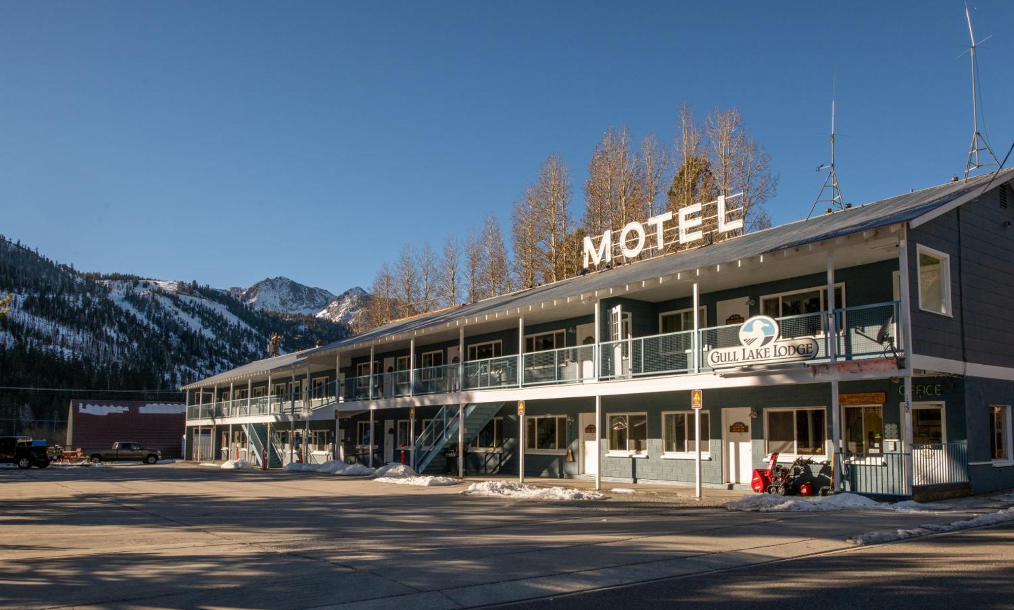 ג'ון לייק Gull Lake Lodge מראה חיצוני תמונה